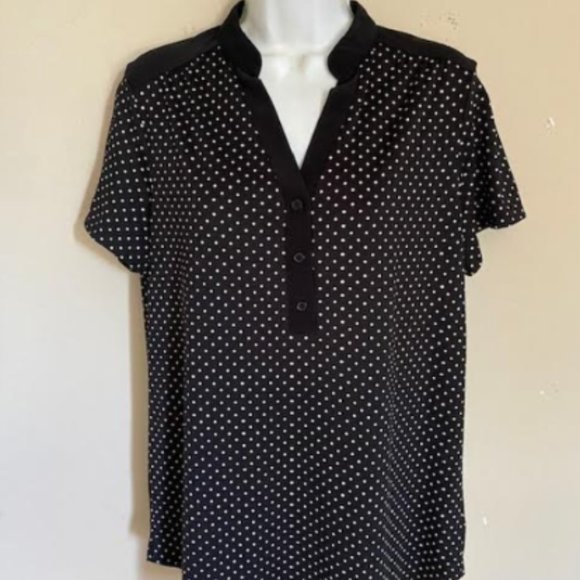 Ladies Polka dot top - Picture 1 of 1